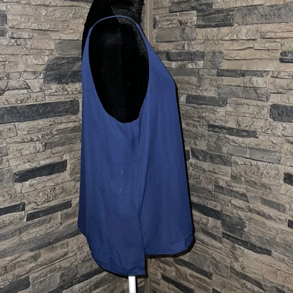 Shinestar Tank Top - Picture 4 of 6